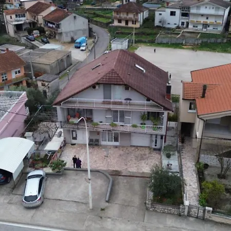 Apartment Marina *